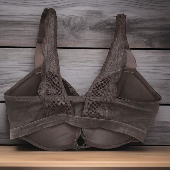 NWOT VICTORIA SECRET 32DD Very Sexy Pushup Front Clasp Lace and Crush Velvet - Picture 2 of 6